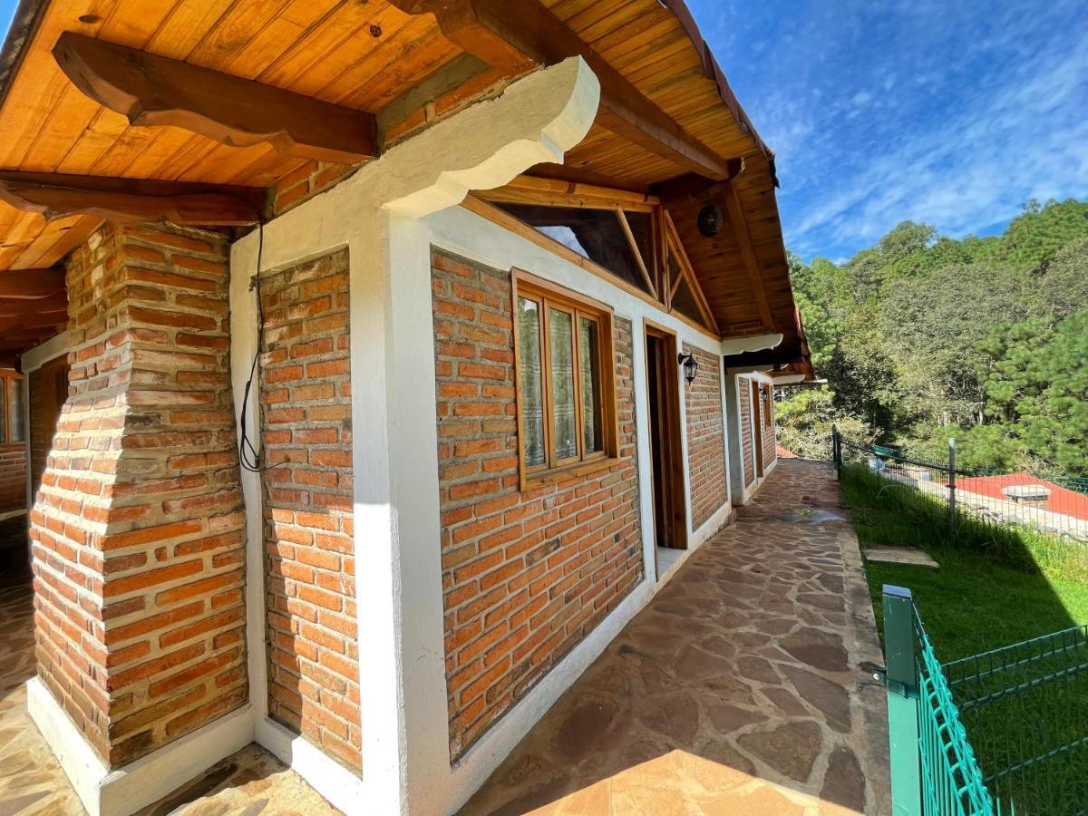 Los Pirineos Mazamitla Bagian luar foto